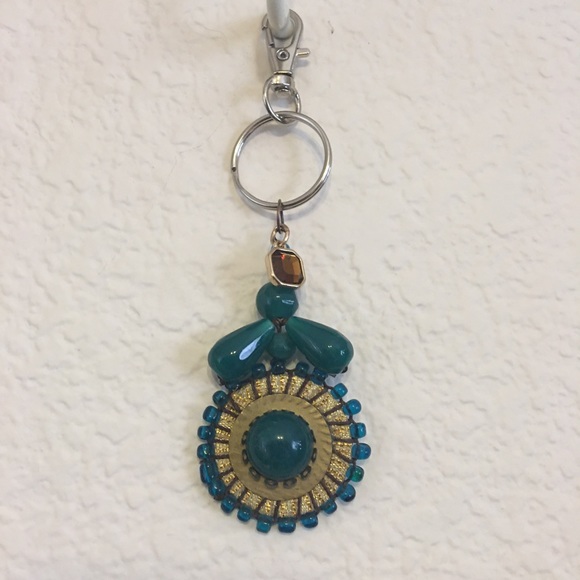Vintage repurpose salvaged estate gem keychain - Picture 1 of 4